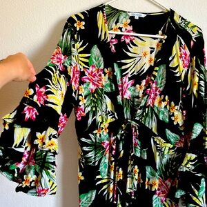 Stunning Blue Island Swimsuit Cover